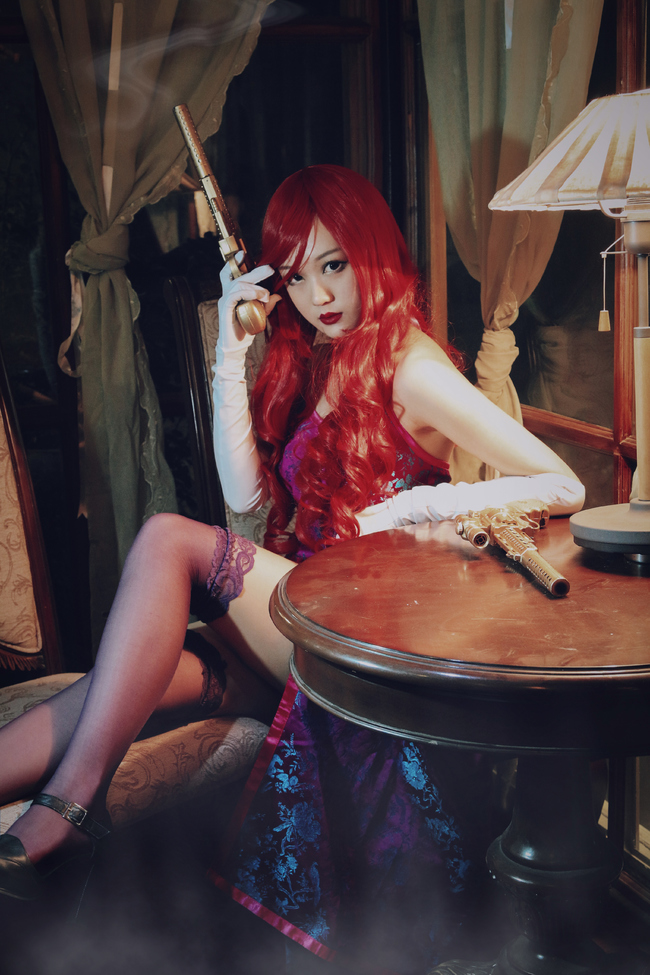 Miss Fortune mật vụ cosplay