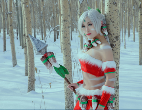 LMHT: Nidalee Thỏ Tuyết cosplay xinh như mộng